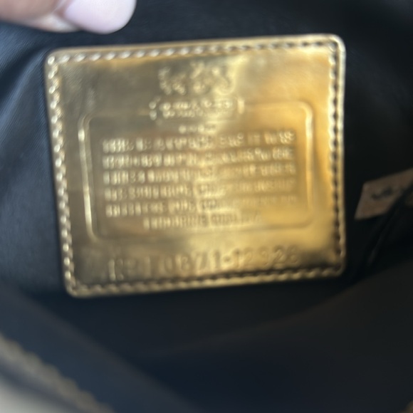 OP ART Coach purse- authentic - Picture 8 of 17
